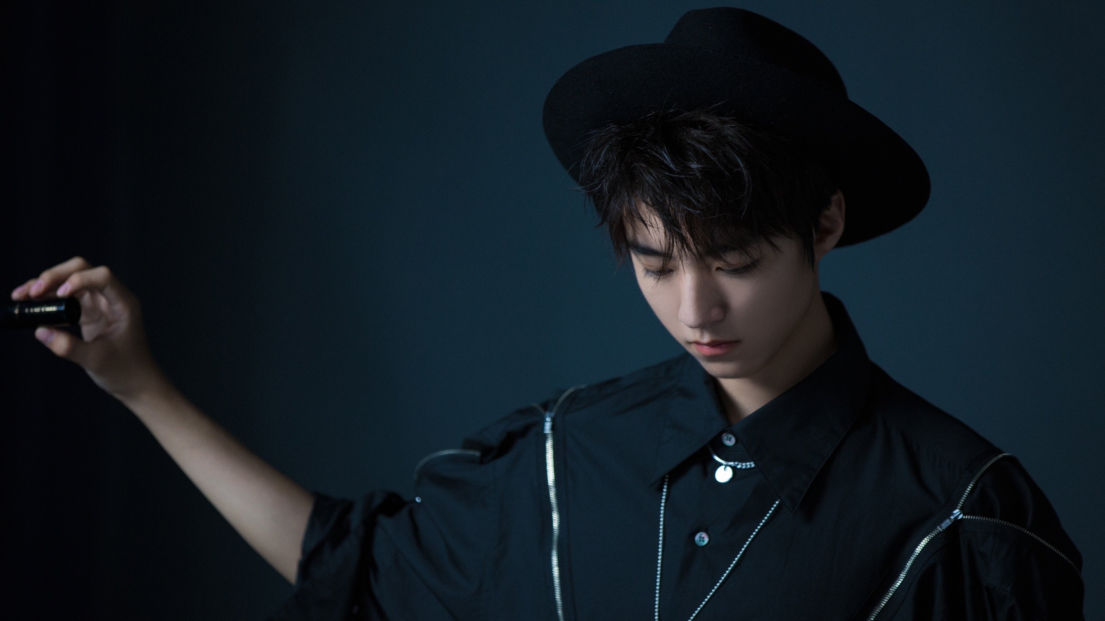 雷霆老将分享比赛经验鼓励年轻球员冷静应对，雷霆球员2021